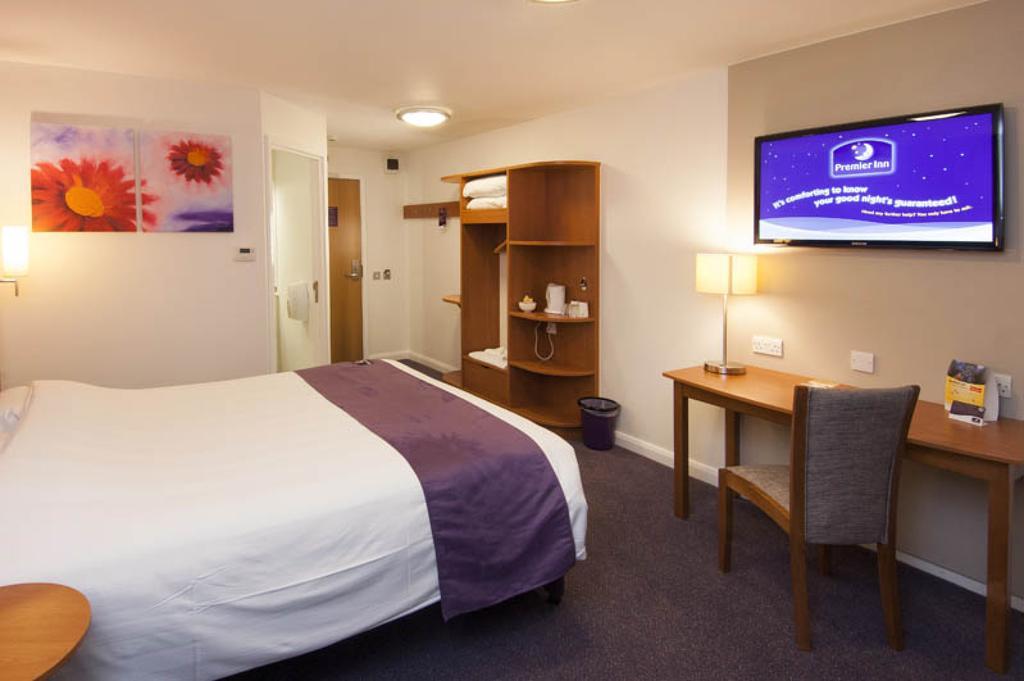 Dundee East Premier Travel Inn エクステリア 写真