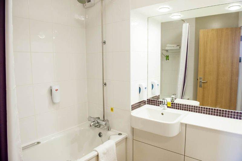Dundee East Premier Travel Inn エクステリア 写真